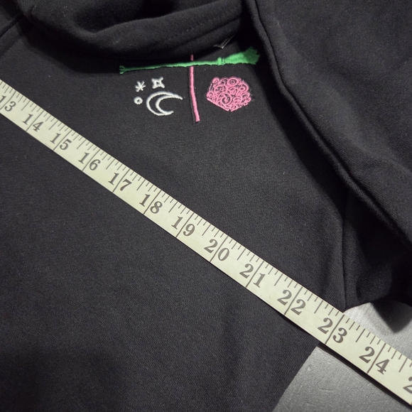 WICKED Hoodie Womens Large Black Embroidered Licensed Sweatshirt Zip - Picture 3 of 7